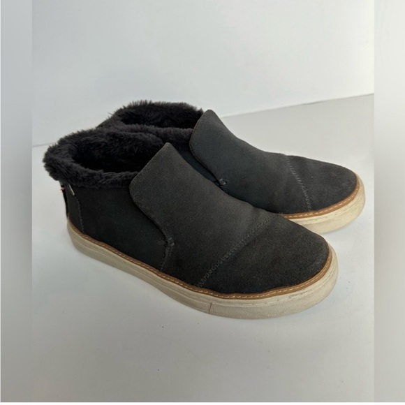 Toms Women’s Paxton Suede Slip On Grey Boots Size 8 - Picture 1 of 10